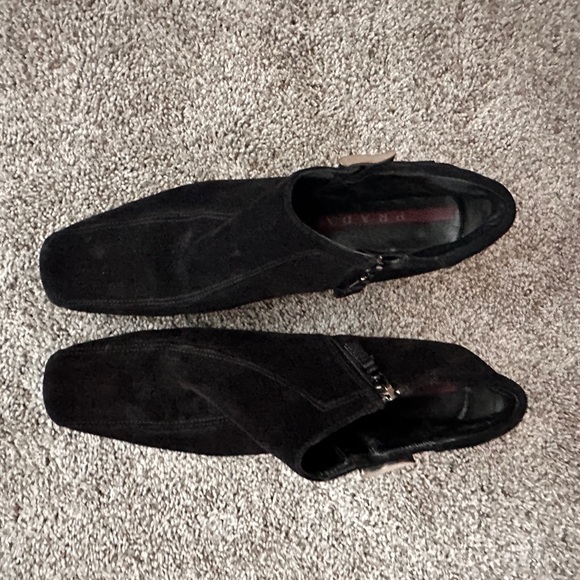 Prada boots - Picture 2 of 7